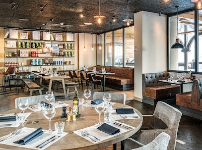 Langley Alpine Kitchen 2100, Restaurant à Tignes