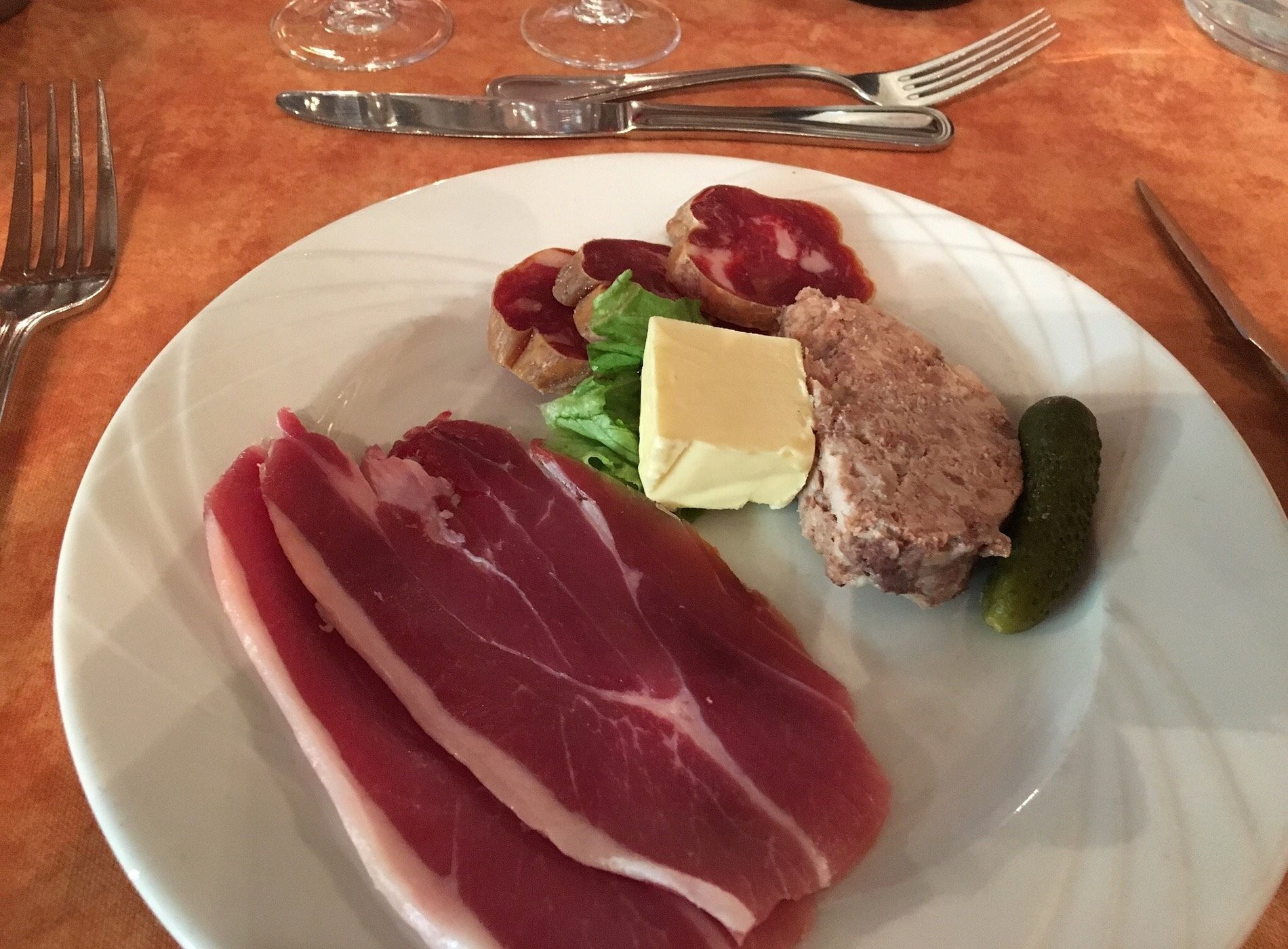 Le Relais De Lassouts, Restaurant à Lassouts