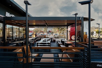 McDonald's, Restaurant à Mandelieu-la-Napoule