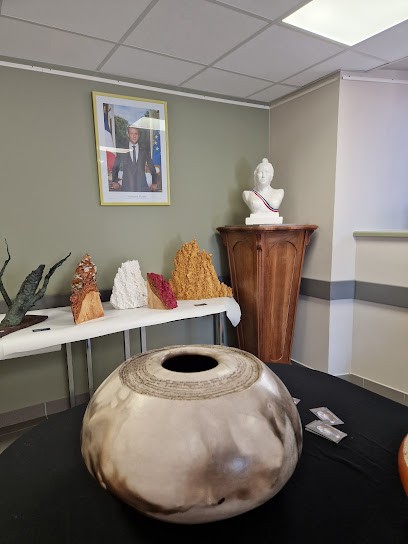 Le P'tit Creux De Rochebonne, Restaurant à Saint-Jean-Roure