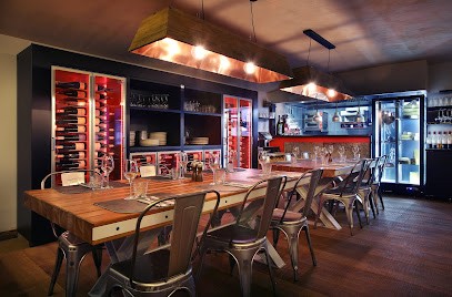 Restaurant La Cave Spécialités Savoyardes, Restaurant aux Belleville