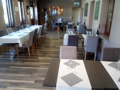 Le Renouveau, Restaurant à Petit-Caux