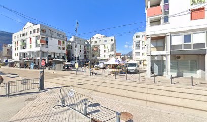 Caluori Jocelyne, Restaurant à Fontaine