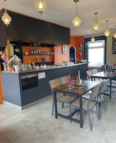 Palais Du Jasmin, Restaurant à Unieux