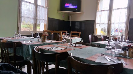 Le Moulinet La Petite Folie Gourmande, Restaurant à Jarzé Villages