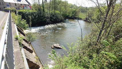 La guinguette du moulin, Restaurant à L'Étang-Bertrand