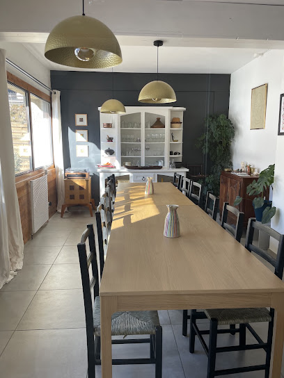 La Table De L'aiguille Et Buvette Restaurant à Laye