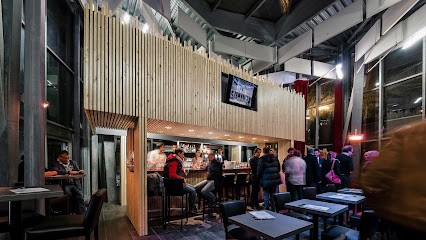 Le BY S', Restaurant à La Madeleine