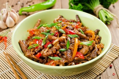 Les Cénobites à Table, Restaurant à Virazeil