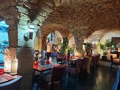 La Demi Lune, Restaurant à Dole
