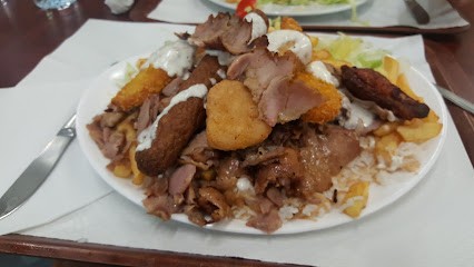 Dervich Doner Kebab Guer, Restaurant à Guer