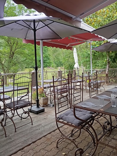 Pré du bonheur, Restaurant à Fougax-et-Barrineuf