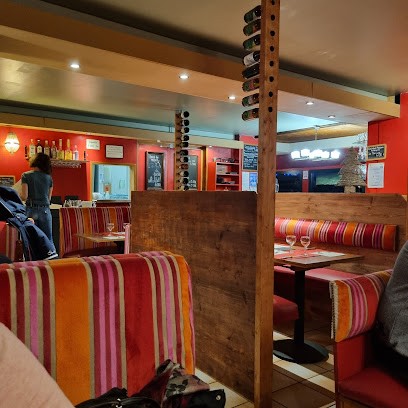 Restaurant Chez Lucy, Restaurant à Laveissière