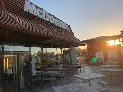 McDonald's, Restaurant à Orchies