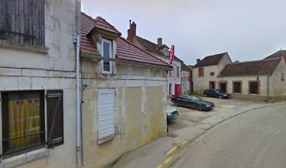 Girard Marie-Claude, Restaurant à Seignelay