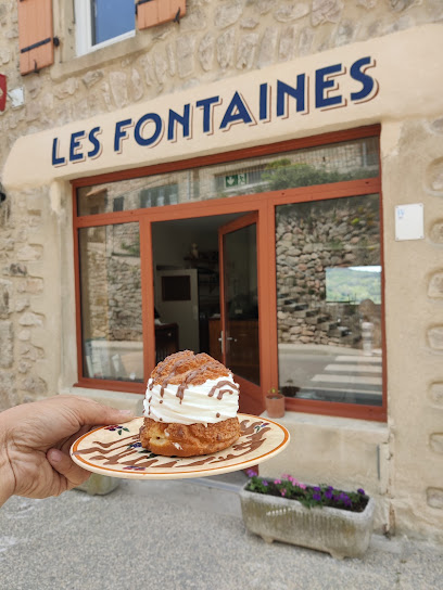 Les Fontaines Restaurant à Boffres