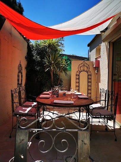 Restaurant Le Riads, Restaurant à Vias