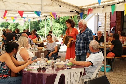 Ecluse de la Charme 28 S, Restaurant à Saint-Victor-sur-Ouche