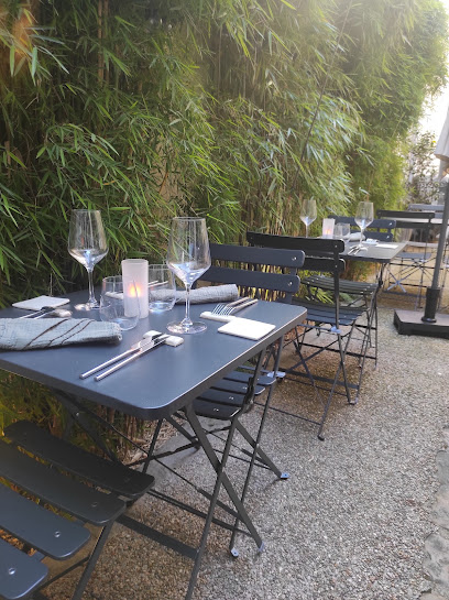 Le Camélia Restaurant à Bougival