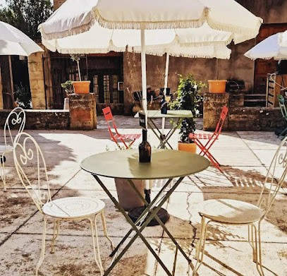 Pouet Pouet - L'éphémère Du Château, Restaurant à Lauris