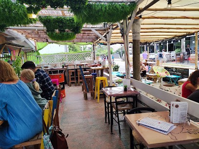 BISCA SURF CAFÉ, Restaurant à Biscarrosse