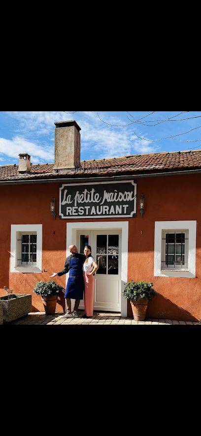 La Petite Maison À Cogolin Restaurant à Cogolin