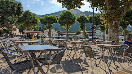 Bling Blag Bull, Restaurant aux Cabannes