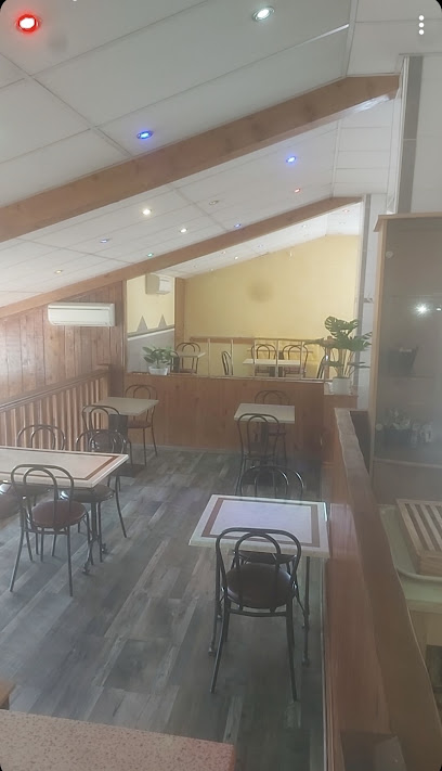Terroir Et Bouchon Restaurant à Eymeux