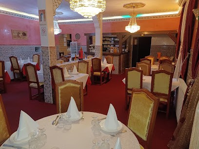 Le Riad de Marrakech, Restaurant à Laroche-Saint-Cydroine