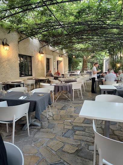 Saint-Hubert, Restaurant à Entrechaux
