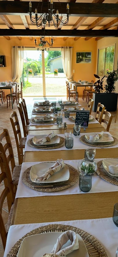 L' Auberge Du Cassou Restaurant à Gondrin