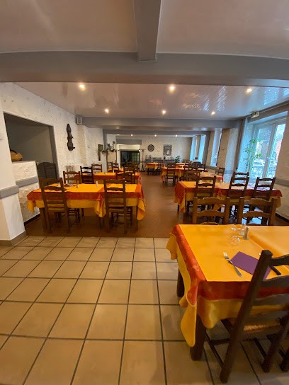Le Fer à Cheval, Restaurant à Magneux-Haute-Rive