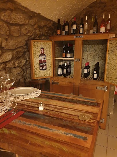 Café Du Commerce, Restaurant à Génolhac