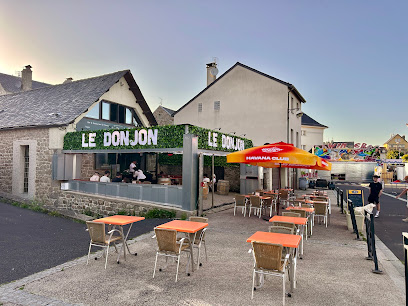 Le Donjon Lozère - Restaurant, Club & Bar Restaurant à Saint-Chély-d'Apcher