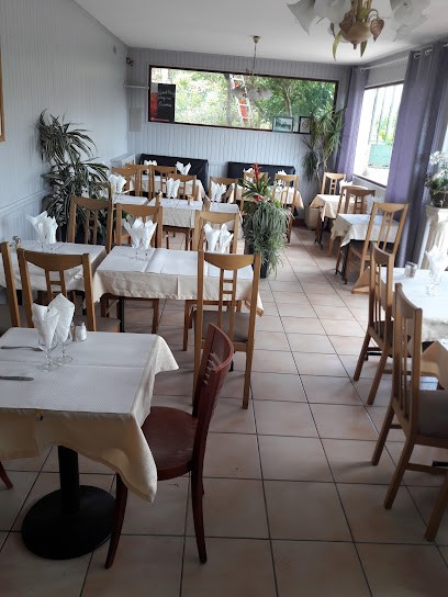 Ferreira Dos Santos Alvaro, Restaurant à Palaiseau