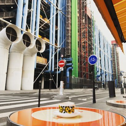 Les Acrobates Restaurant à Paris 04