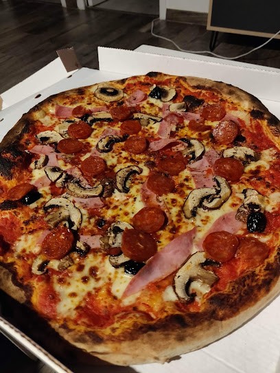 Milanopizz'83, Restaurant à Pourcieux