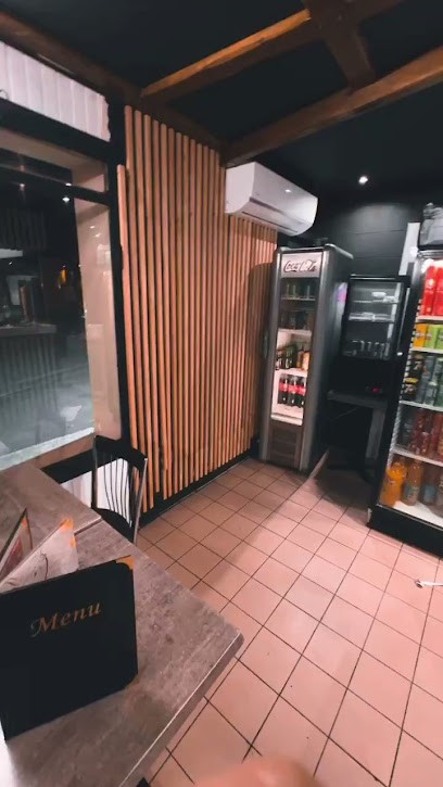 Royal istanbul, Restaurant à La Couture-Boussey