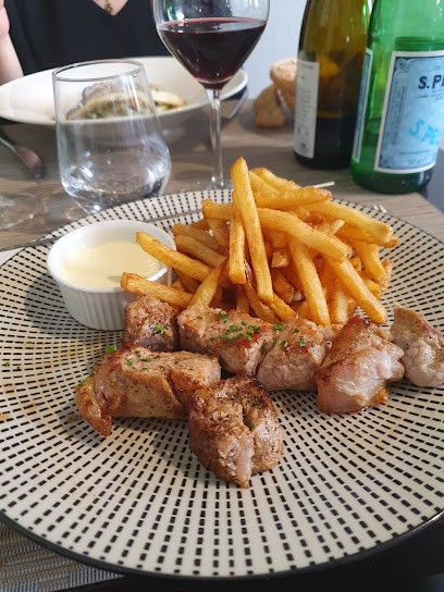 Restaurant Le 42, Restaurant à Saint-Arnoult-en-Yvelines