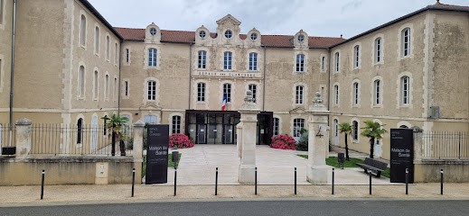 Piquemil Max Louis, Restaurant à Mirande