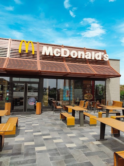 McDonald's, Restaurant à Châteauneuf-les-Martigues