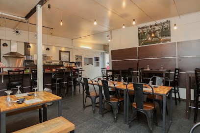 Cosmo Sushi, Restaurant à Mandelieu-la-Napoule