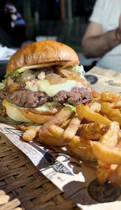 Les Saveurs D'alice Burgers Restaurant à Amiens
