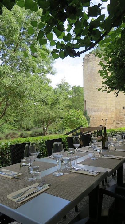 L'Auberge Des Isles, Restaurant à Montreuil-Bellay