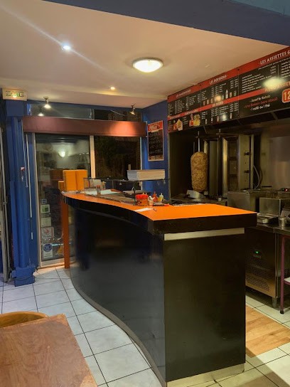 Kebab Akropolis, Restaurant à Dinan