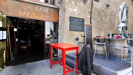 Cave Saint Marc, Restaurant à Villeneuve-lès-Avignon