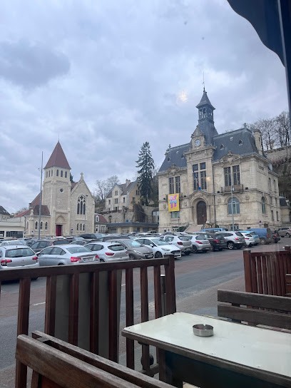 Le Bill'ig Café, Restaurant à Château-Thierry