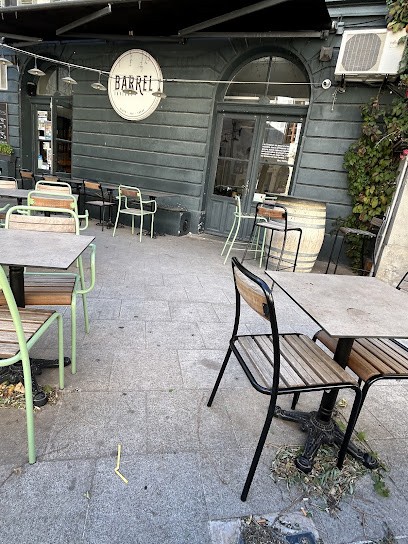 Le Barrel, Restaurant à Villeneuve-lès-Avignon