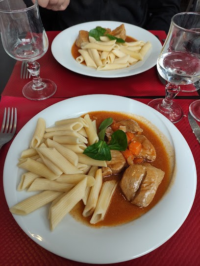 Le Central Bar, Restaurant à Elven