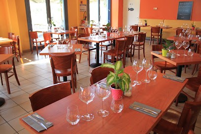 La Maison Des Lacs, Restaurant à Lons